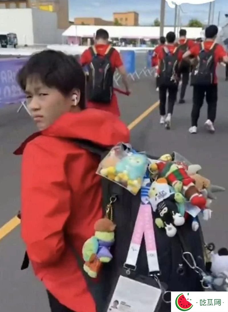 法國巴黎奧運會丨全紅嬋曬遍地小玩具收藏，與樊振東謝思埸暢談人生粵語？