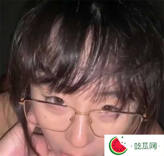 頂級反差**露臉私拍合集 酒店約單男共享 高爾夫球場內激情戰斗-吃瓜網