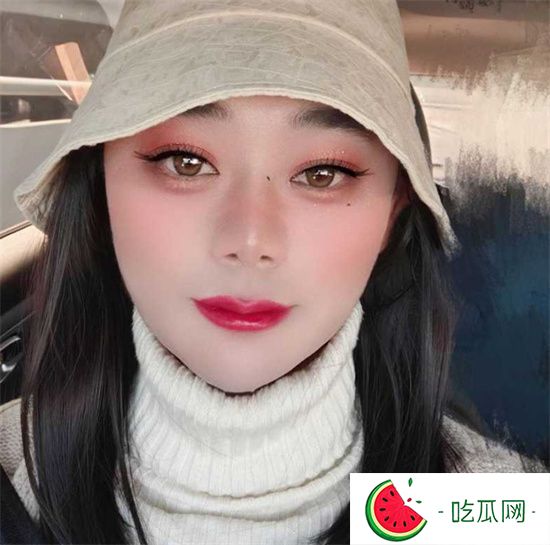 快手網紅鄭丹丹的丹 情人節約會聊天記錄與視頻被曝 自嘲老公短小難滿足-吃瓜網