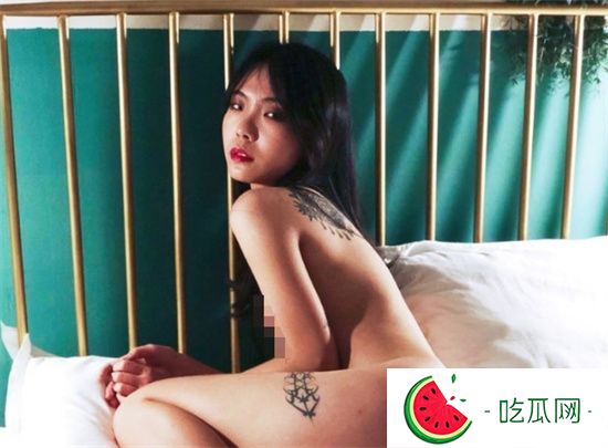 嫩模黃雅琪攜手閨蜜大尺度私拍流出!身著性感內(nèi)衣擺出撩人姿勢-吃瓜網(wǎng)