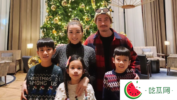 陳豪與老婆陳茵媺育有兩子一女。