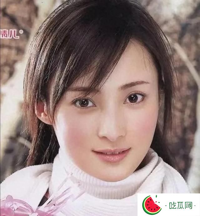 50歲蔣勤勤生圖太真實了，太陽穴青筋暴起，也已經發腮了