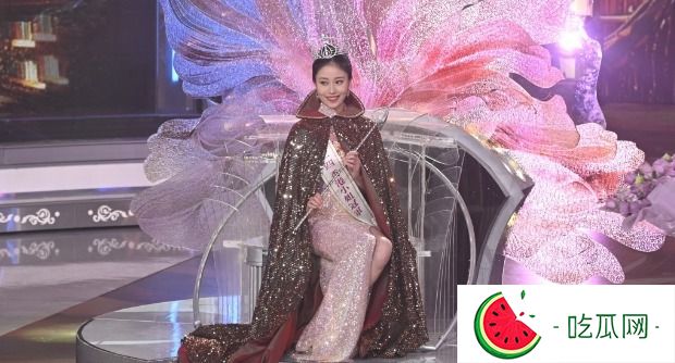 香港小姐2024丨“城大李嘉欣”2號倪樂琳奪冠！曾拍寫真與“TVB御用學生妹”組女團