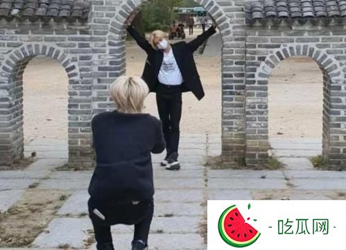 李龍馥外號為什么叫菲菲和南韓三公主？
