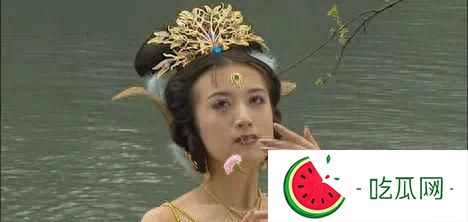 曝50歲金巧巧現身薊縣，臉癟嘴巴歪，醫美老和自然老的差距好明顯