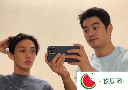 劉亞仁是1還是0(劉亞仁男朋友崔漢樂照片)